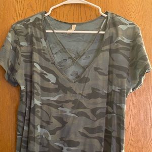 camo top